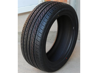 HEADWAY HU901 255/45R18 103W