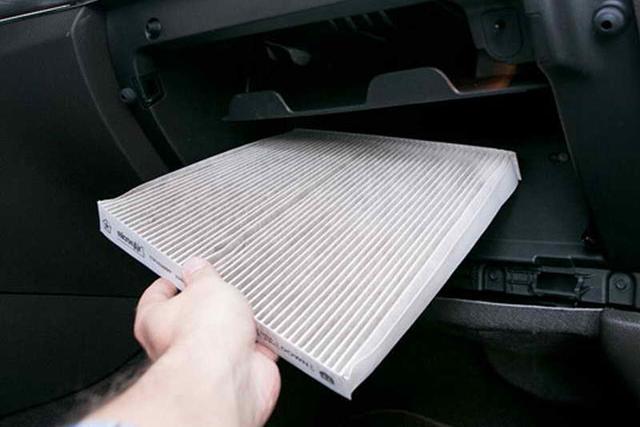 Замена салонного фильтра
