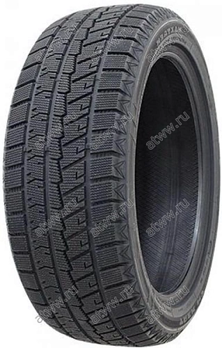 Зимние нешипованные шины Maxtrek TREK M7 PLUS 235/45R18 98H Екатеринбург
