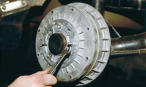 Замена тормозных колодок на ВАЗ